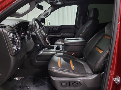 Used 2021 GMC Sierra 1500 AT4 w/ Technology Package AWD/4WD image 12