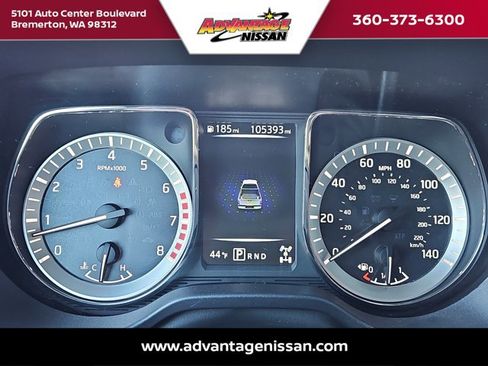 Used 2018 Nissan Titan SV image 12