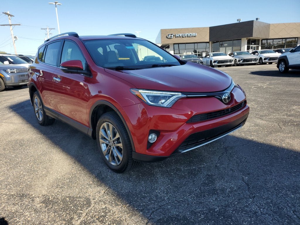 Used 2017 Toyota RAV4 Limited w/ Advanced Technology Package AWD/4WD image 3