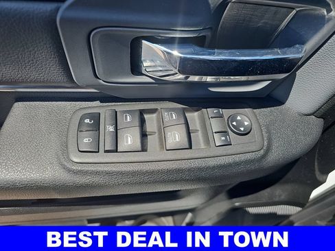 Used 2022 RAM 1500 Classic SLT w/ Electronics Group AWD/4WD image 27