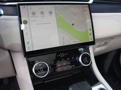 New 2026 Jaguar F-PACE R-Dynamic S image 16