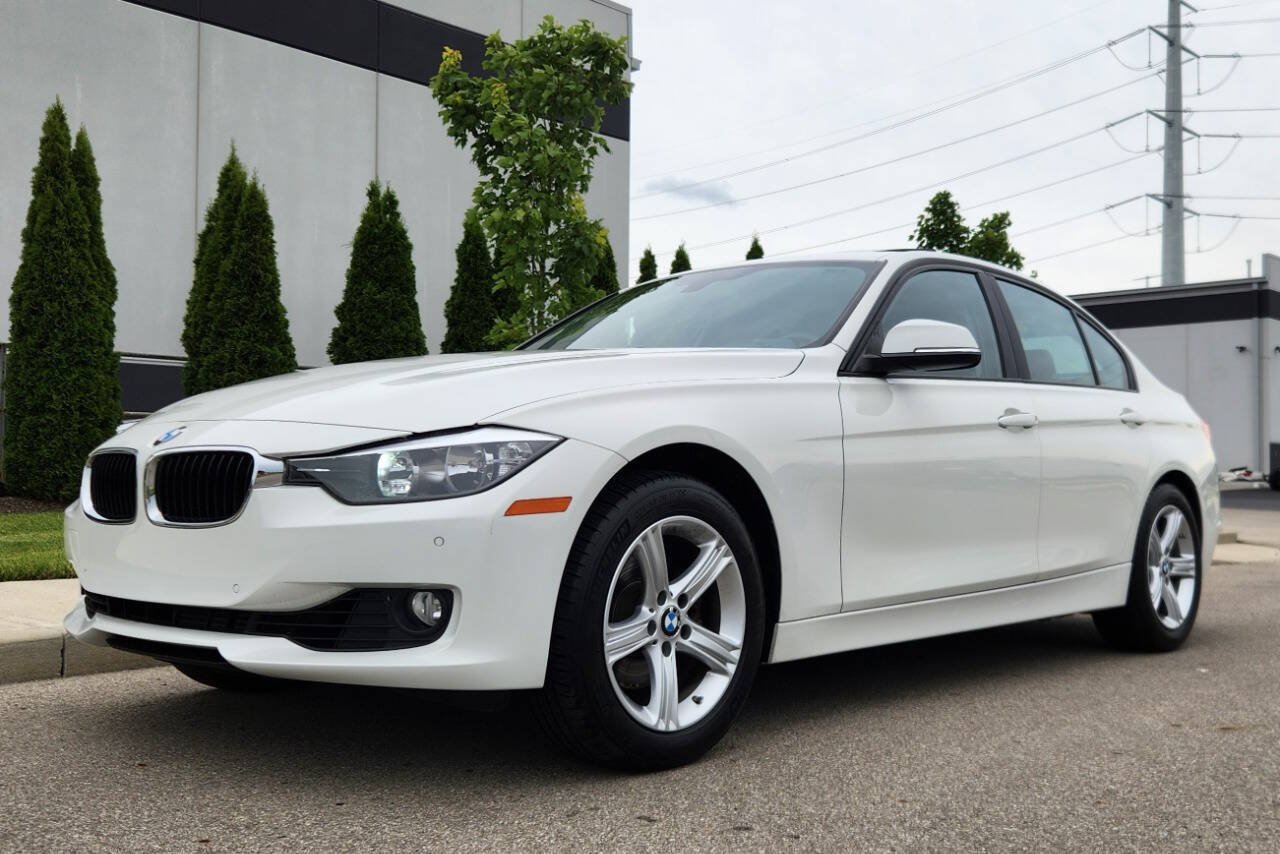 Used 2014 BMW 328i xDrive Sedan AWD/4WD image 1