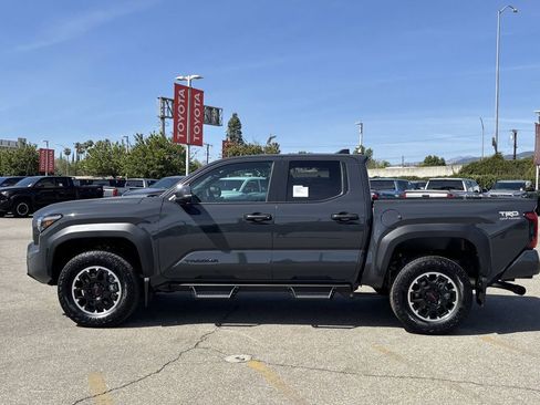 Used 2026 Toyota Tacoma TRD Off-Road w/ TRD Off Road Premium Package AWD/4WD image 27