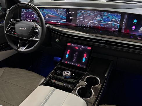 Certified 2026 Cadillac Escalade V w/ LPO, Onyx Lite Package AWD/4WD image 62