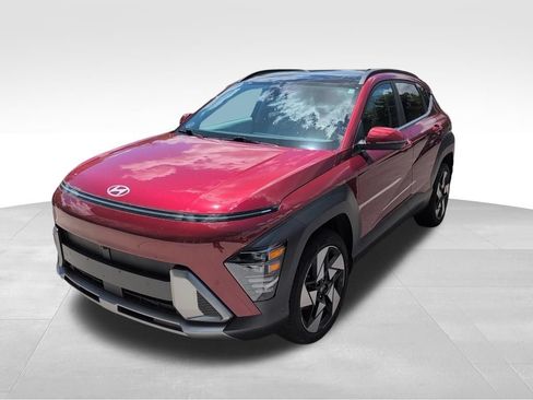 Used 2024 Hyundai Kona Limited AWD/4WD image 3