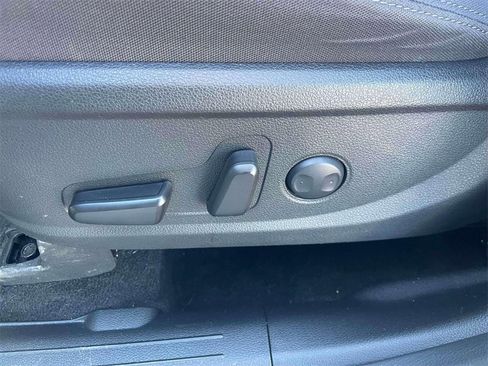 Certified 2023 Hyundai Santa Fe SEL image 18