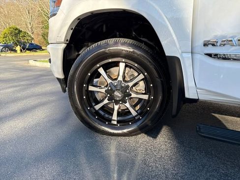 Used 2020 RAM 1500 Limited image 28