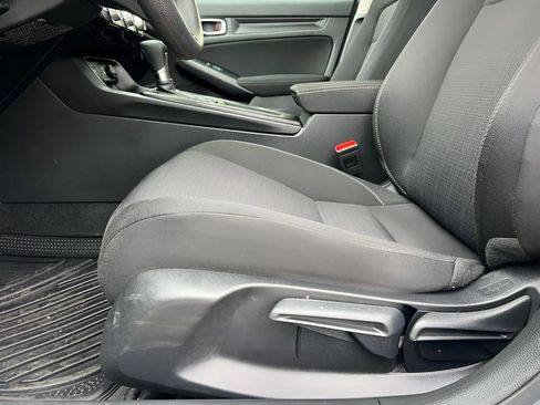 Used 2023 Honda Civic LX image 34