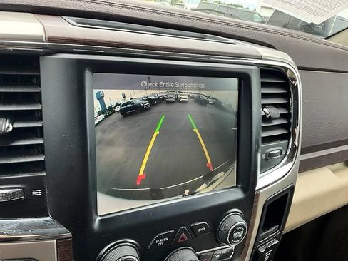 Used 2017 RAM 1500 Laramie w/ Convenience Group AWD/4WD image 21