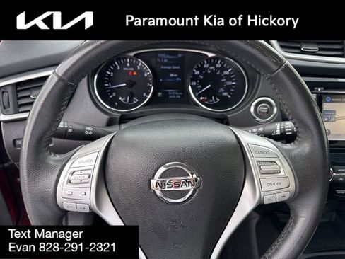 Used 2015 Nissan Rogue SL w/ SL Premium Package image 30