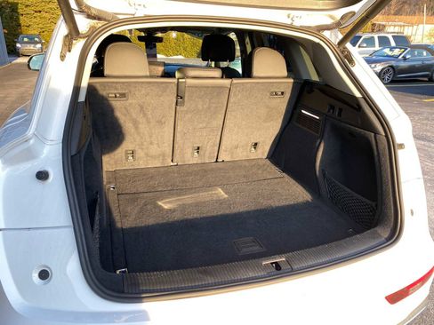 Used 2021 Audi Q5 Premium Plus image 34