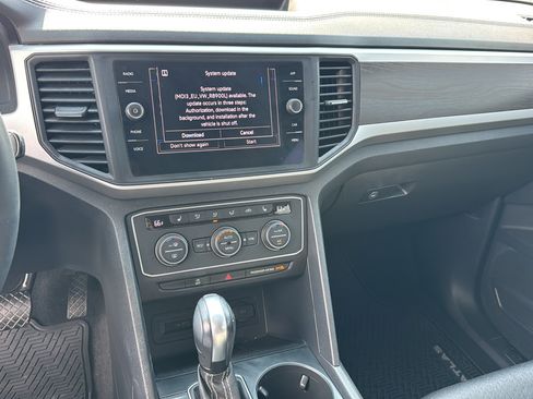 Used 2021 Volkswagen Atlas SE AWD/4WD image 11