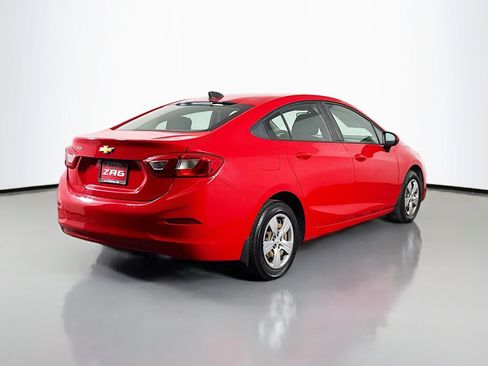 Used 2018 Chevrolet Cruze LS image 5