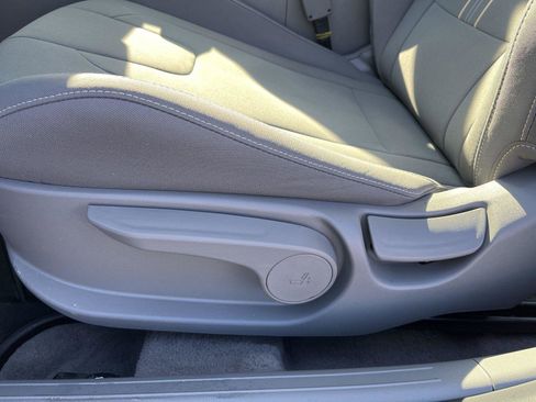 New 2025 Hyundai Elantra Sport image 24