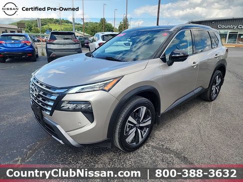 Used 2024 Nissan Rogue SL w/ SL Premium Package AWD/4WD image 4