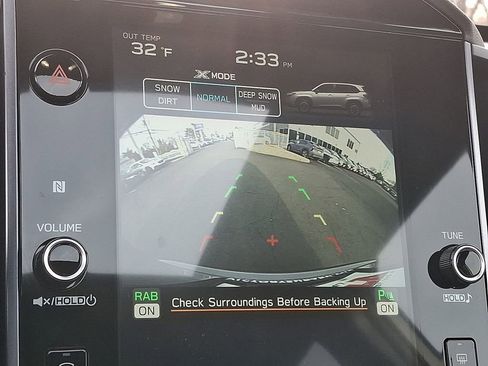 Certified 2025 Subaru Forester Limited image 17