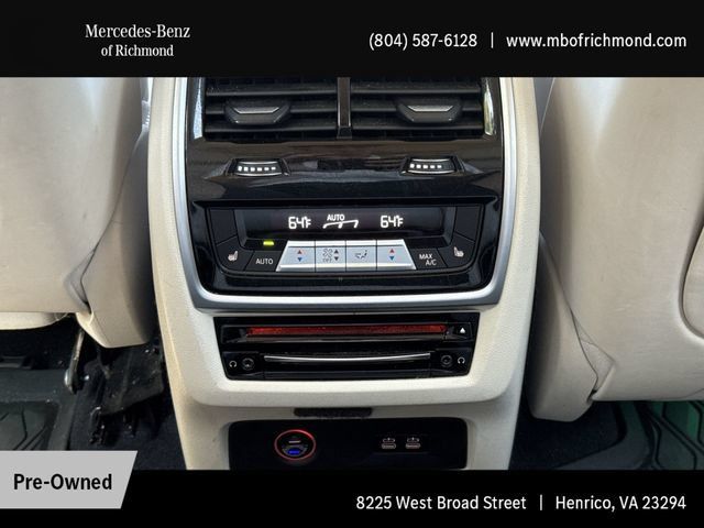 Used 2020 BMW X7 M50i w/ Dynamic Handling Package AWD/4WD image 17
