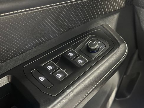 Used 2024 Volkswagen Atlas SE image 36