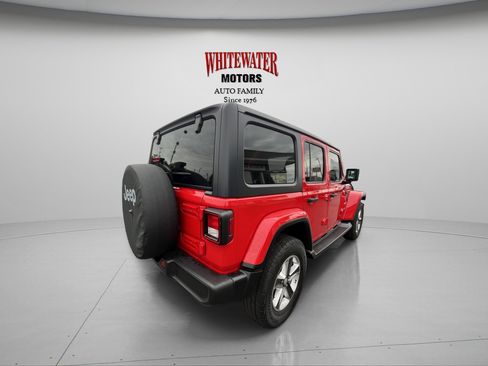 Used 2021 Jeep Wrangler Unlimited Sahara AWD/4WD image 5