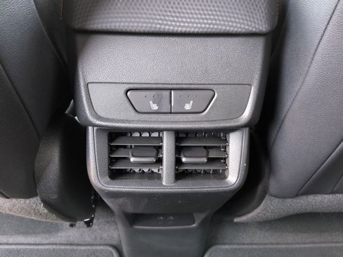 Certified 2025 Chevrolet Equinox RS w/ Safety and Technology Package AWD/4WD image 21