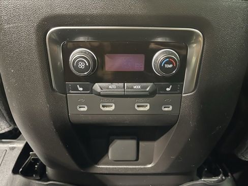 Used 2021 Chevrolet Tahoe High Country image 24