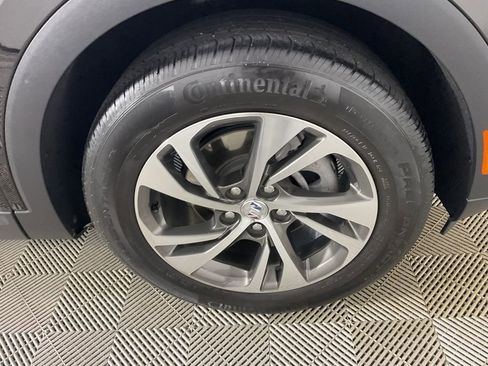 Used 2022 Buick Envision Essence w/ Technology Package I image 11