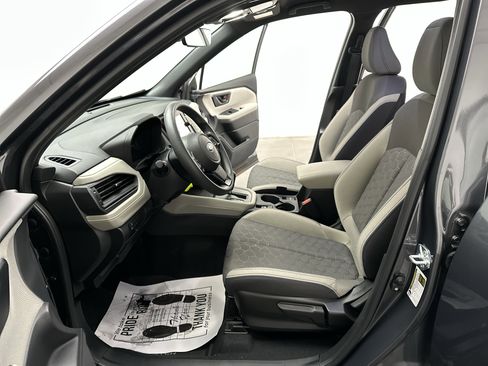 Certified 2025 Subaru Forester image 14