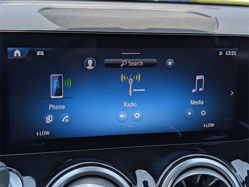 Certified 2025 Mercedes-Benz GLB 35 AMG 4MATIC image 19