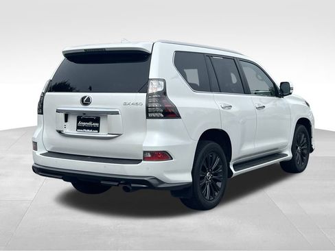 Used 2023 Lexus GX 460 Luxury w/ Sport Design Package image 7