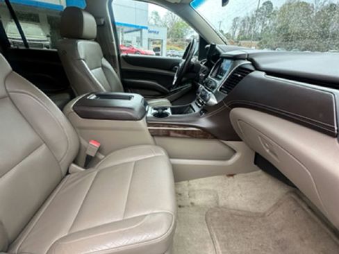 Used 2015 Chevrolet Suburban LT w/ Max Trailering Package image 23