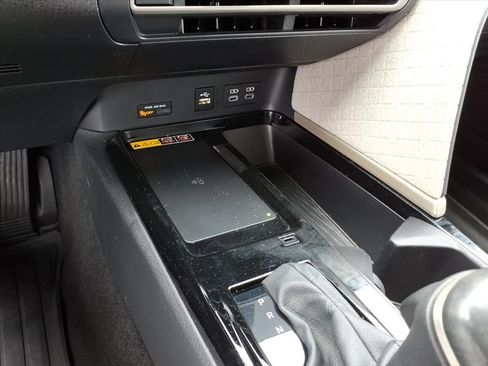 Certified 2025 Toyota Camry XLE w/ Premium Plus Package FWD image 23