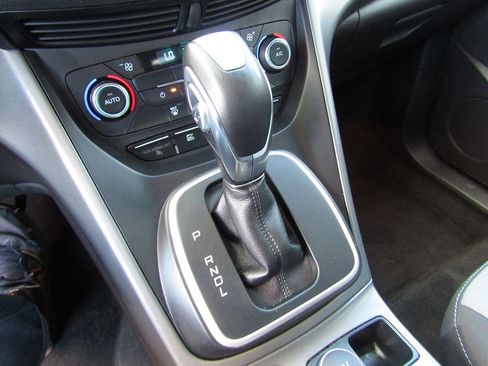 Used 2017 Ford C-MAX SE image 15