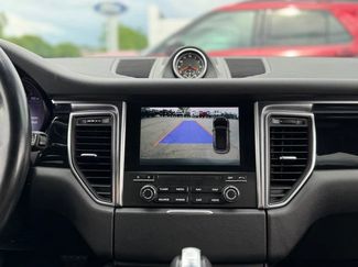 Used 2018 Porsche Macan AWD/4WD video 3