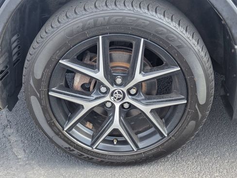 Used 2017 Toyota RAV4 SE AWD/4WD image 12