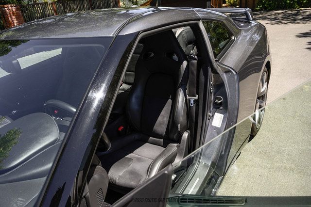 Used 2011 Nissan GT-R Premium AWD/4WD image 43
