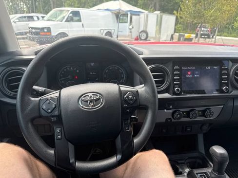 Used 2022 Toyota Tacoma SR RWD image 2