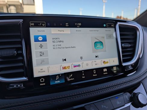 New 2026 Chrysler Pacifica Pinnacle w/ Trailer Tow Group image 29