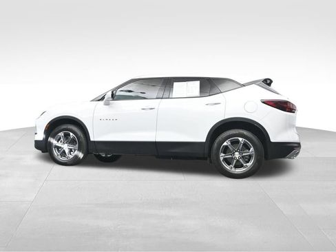 Used 2025 Chevrolet Blazer LT FWD image 31