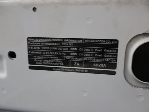 Used 2024 Nissan Sentra SV FWD image 19
