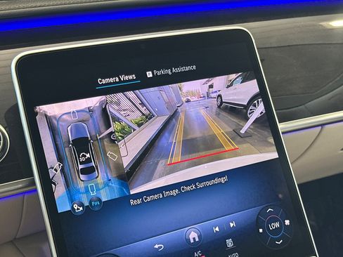 New 2025 Mercedes-Benz S 580 4MATIC Sedan image 19