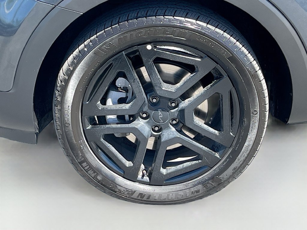 Used 2023 Kia Telluride SX X-Line AWD/4WD image 34