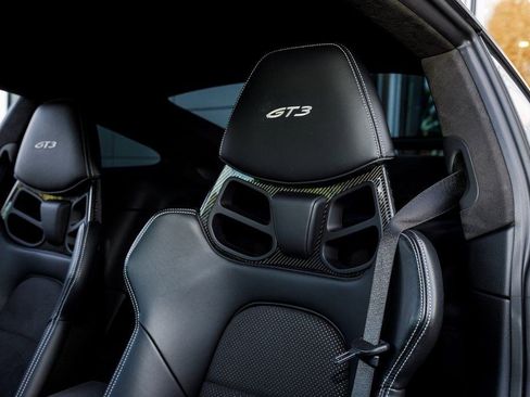 Used 2022 Porsche 911 GT3 RWD image 32