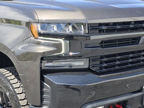 Used 2021 Chevrolet Silverado 1500 LT Trail Boss AWD/4WD image 8