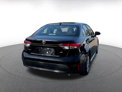 Used 2025 Toyota Corolla LE image 14