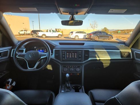 Used 2022 Volkswagen Atlas Cross Sport SE image 14