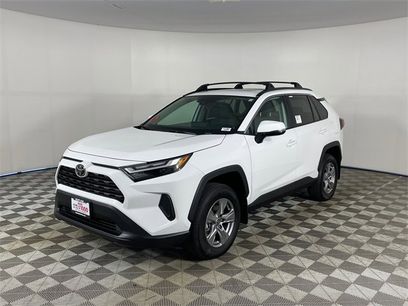 New 2025 Toyota RAV4 XLE w/ Convenience Package