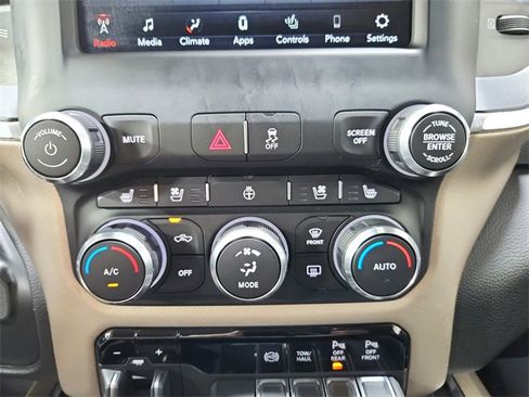 Used 2020 RAM 3500 Laramie image 22