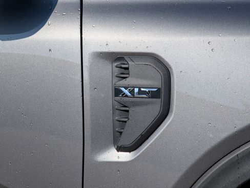 New 2025 Ford Ranger XLT image 10