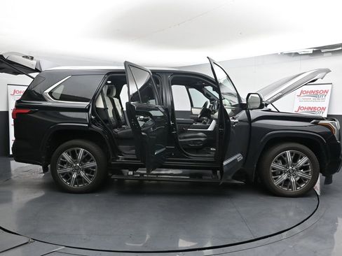 Used 2025 Toyota Sequoia Capstone image 50