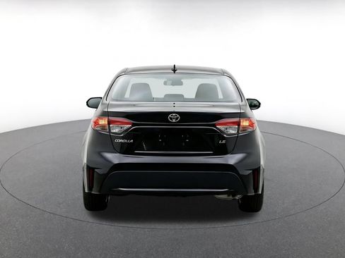 Used 2025 Toyota Corolla LE FWD image 8